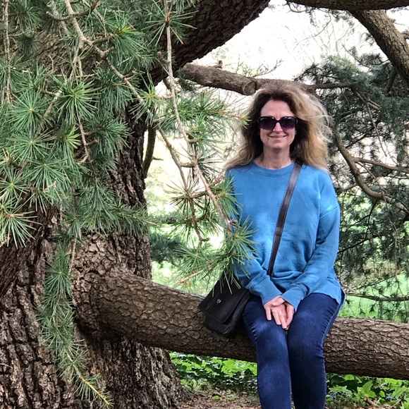 Meet your Posher, Susan - Picture 1 of 1
